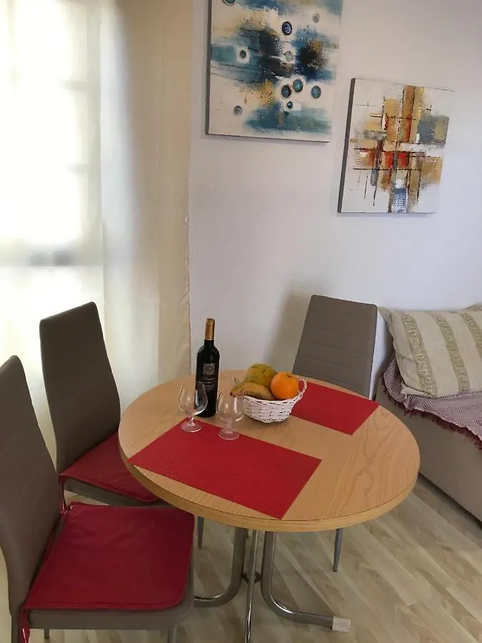 Oceanfront Beach Apartment La Arena بويرتو دي سانتياغو 0*,