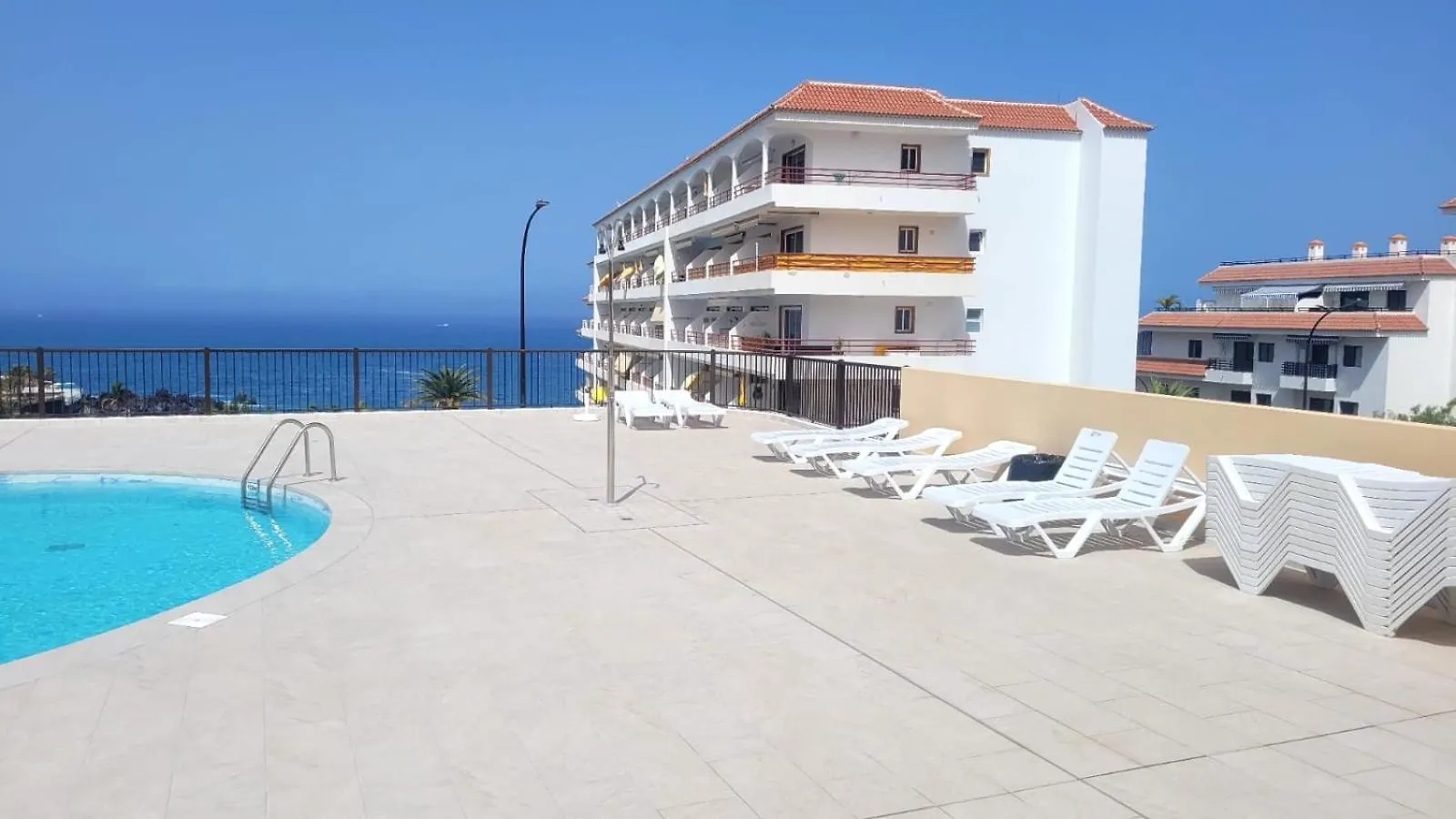 Oceanfront Beach Apartment La Arena بويرتو دي سانتياغو إسبانيا