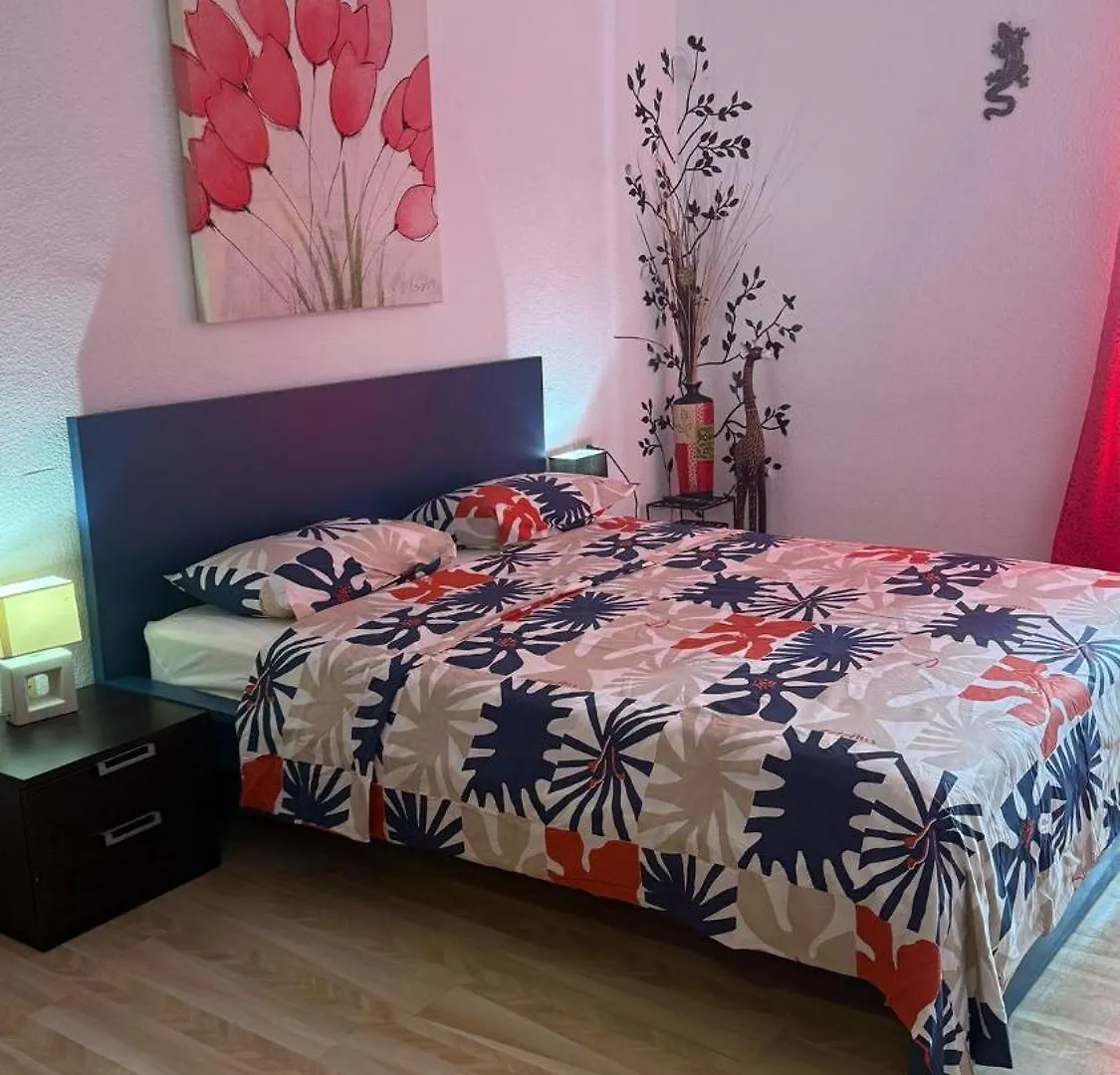 Oceanfront Beach Apartment La Arena بويرتو دي سانتياغو 0*,  إسبانيا