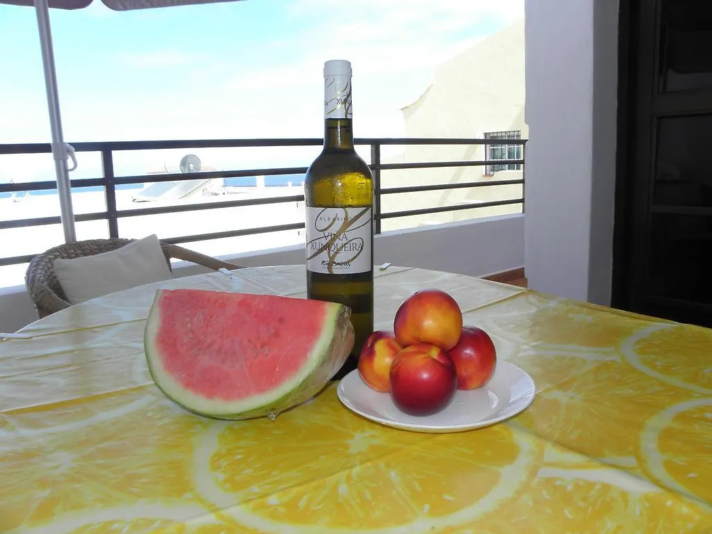 Oceanfront Beach Apartment La Arena Puerto de Santiago